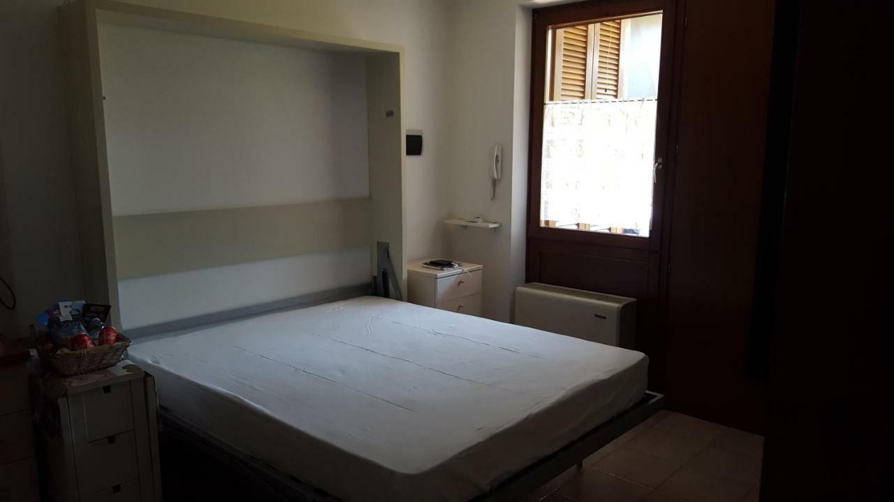Appartamento Michele Tre Piscine Caraibiche Desenzano Del Garda Zewnętrze zdjęcie